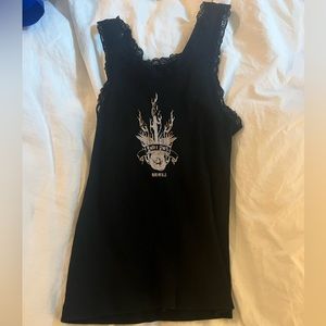 Black brandy Melville lace tank top with heart in Center